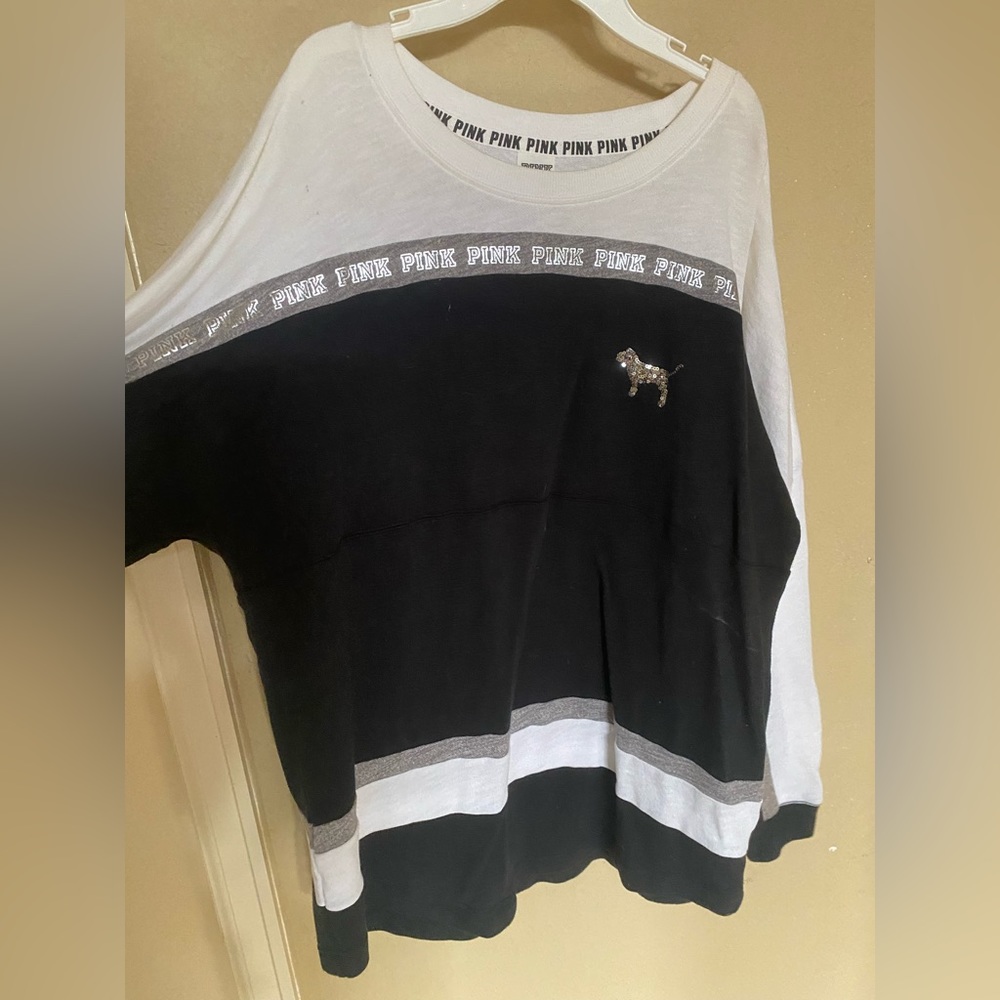 VS PINK Sequined long sleeve